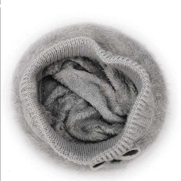 🦋 Winter Wool Beret Like New - Picture 3 of 5